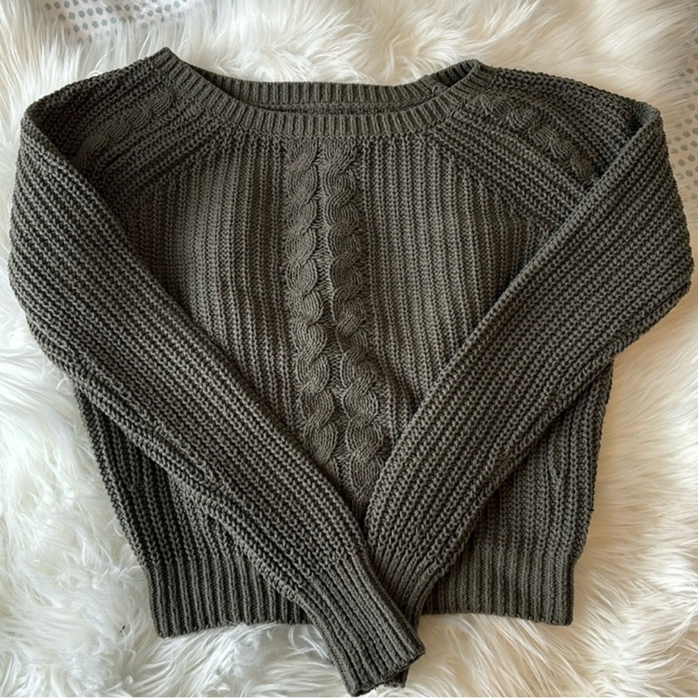 Abercrombie & Fitch Cable Knit Sweater